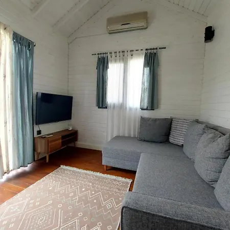 35 Tiny House Apartment *