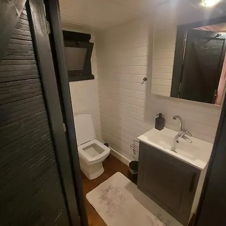35 Tiny House Apartment