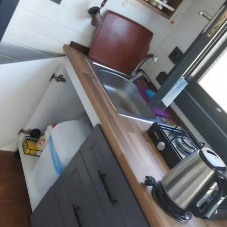 35 Tiny House Apartment