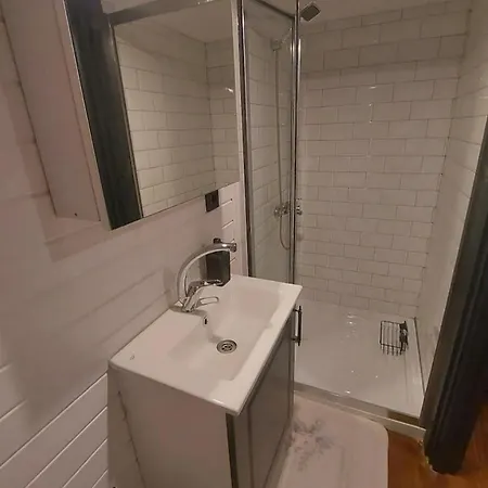 Apartment 35 Tiny House *